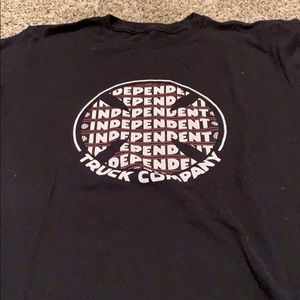 Independent black tee